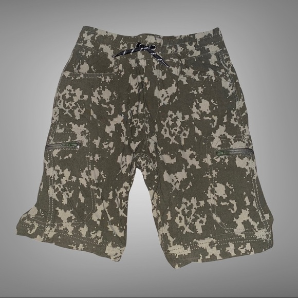 Eddie Bauer Shorts - Picture 1 of 5